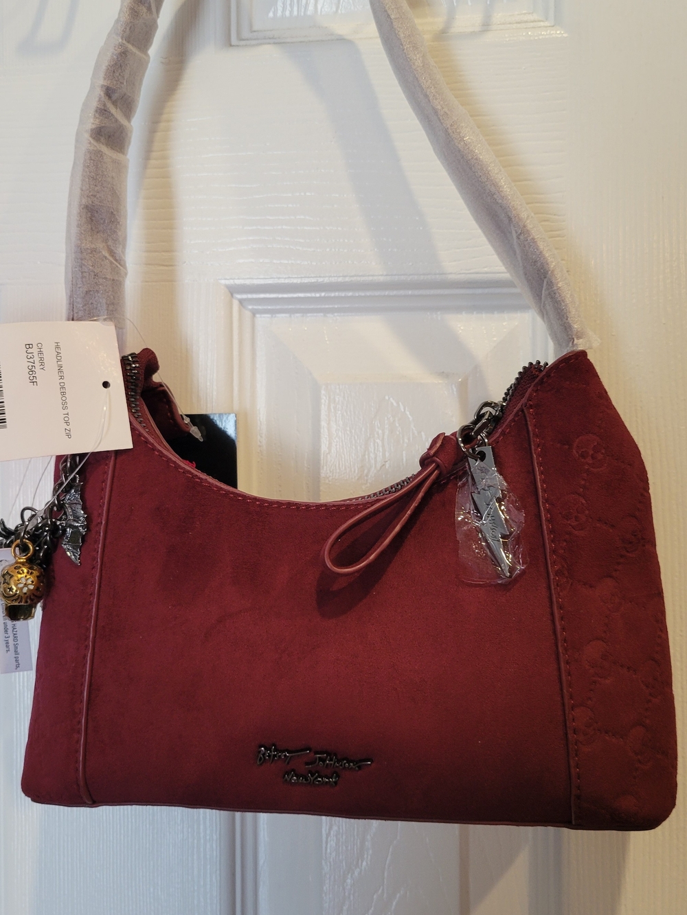 Betsey Johnson Skull Burgundy